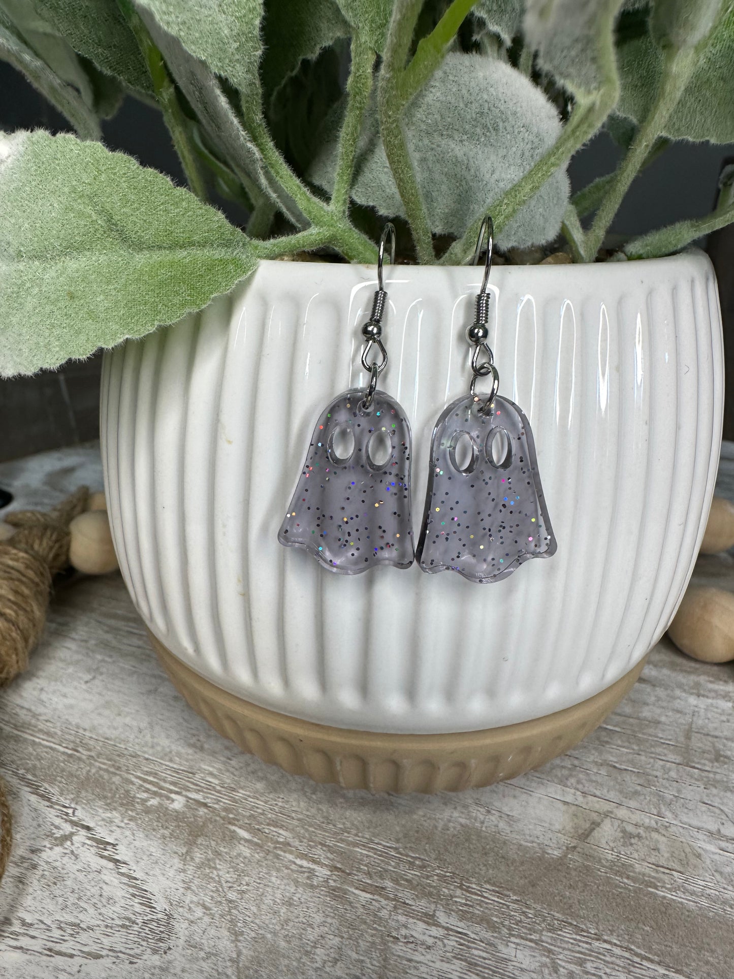 Dangle Ghosts with Hook