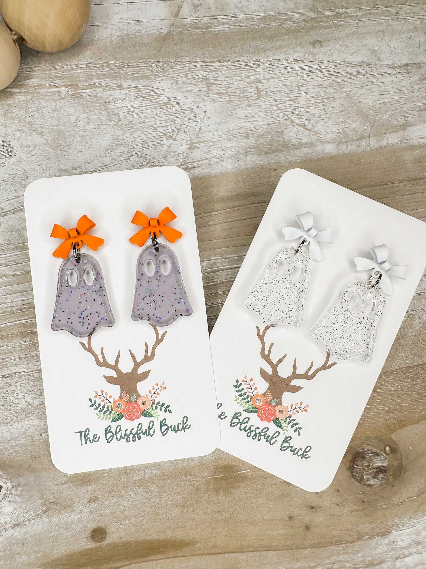 Dangle Ghosts with Bows